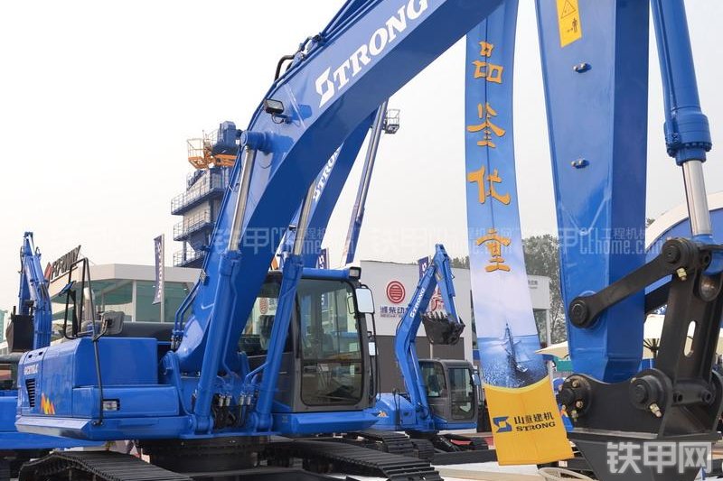 山重建机GC378LC-8挖掘机整机外观