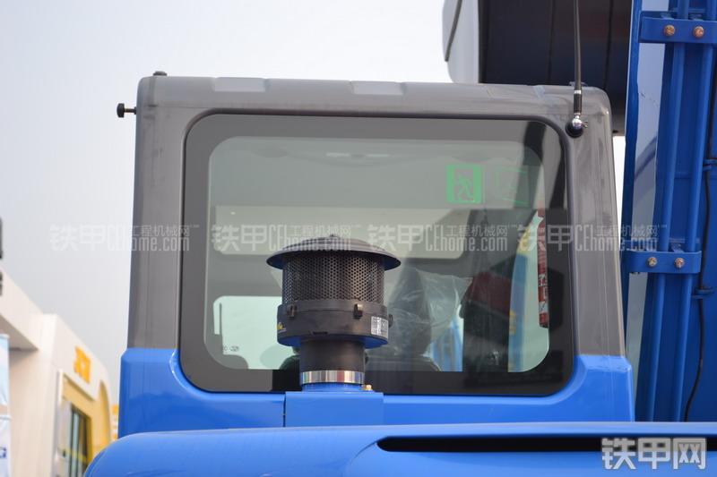 山重建机GC78-8挖掘机局部