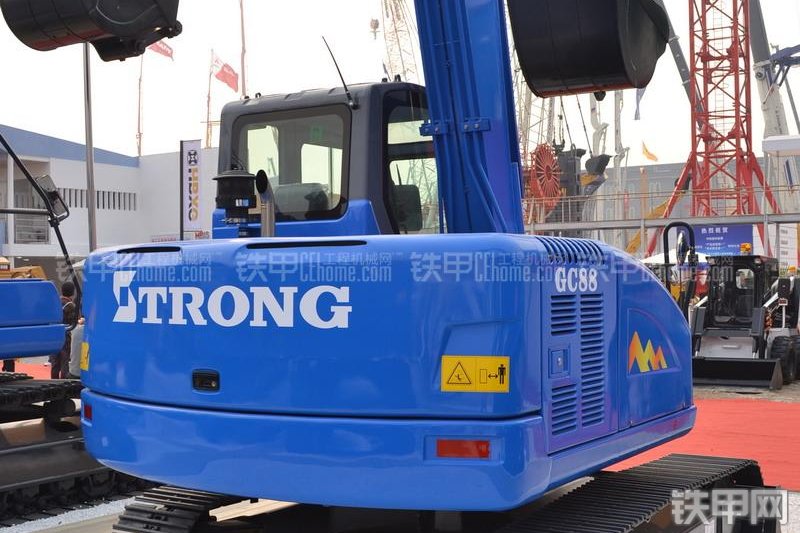 山重建机GC88-8挖掘机整机外观