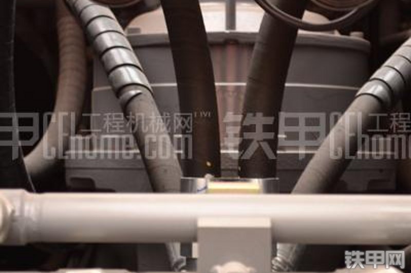 日立ZX360H-3G挖掘机整机外观