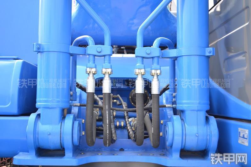 山重建机GC338LC-8挖掘机局部