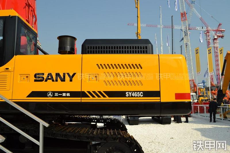 三一重工SY465C挖掘机整机外观