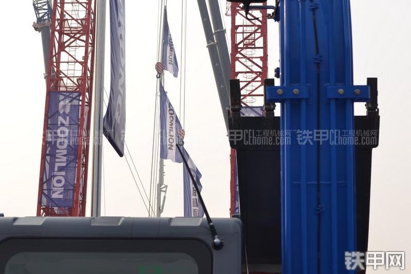 山重建机GC88-8挖掘机局部