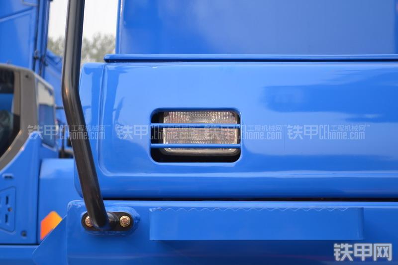 山重建机GC498LC-8挖掘机局部