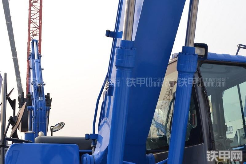 山重建机GC208-8挖掘机局部