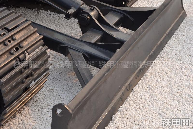 山重建机GC88-8挖掘机局部