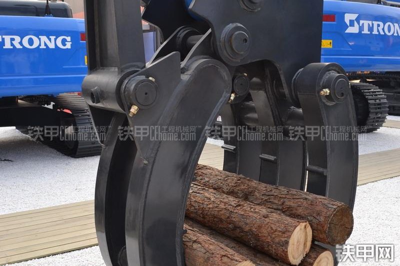 山重建机GC208-8挖掘机局部