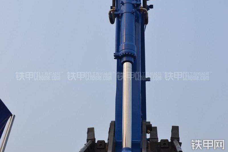 山重建机GC458LC-8挖掘机局部