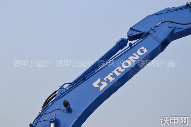 山重建机GC338LC-8挖掘机局部