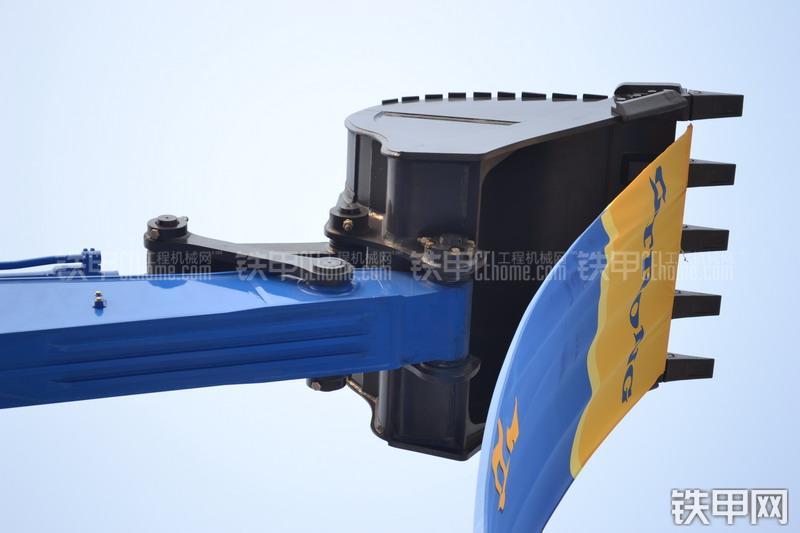 山重建机GC338LC-8挖掘机局部