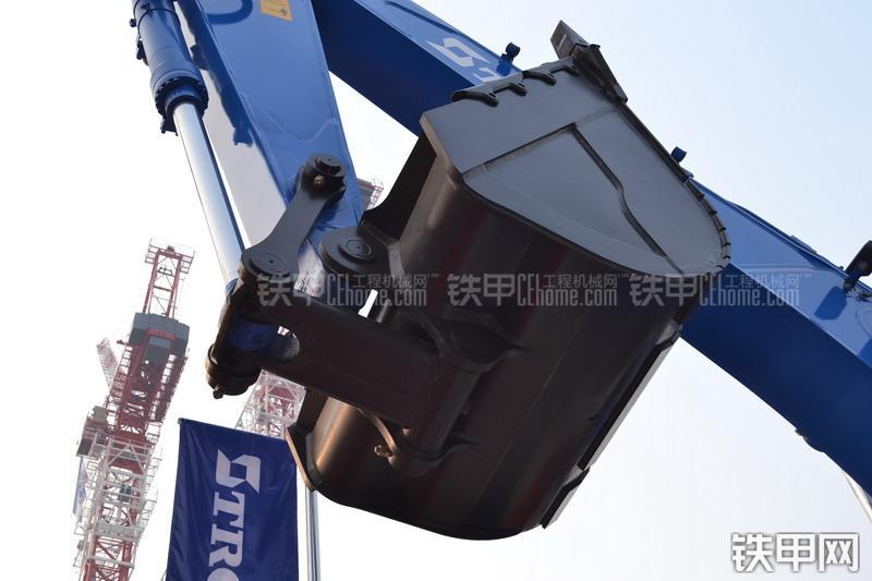 山重建机GC498LC-8挖掘机局部