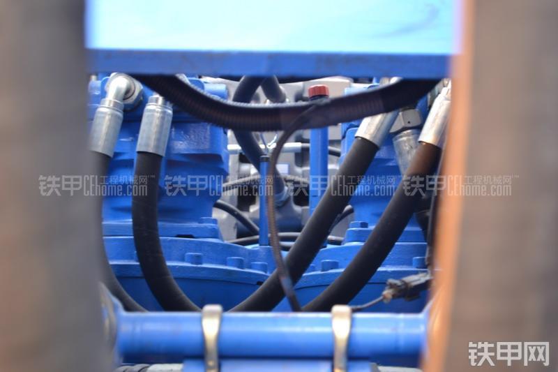 山重建机GC498LC-8挖掘机局部