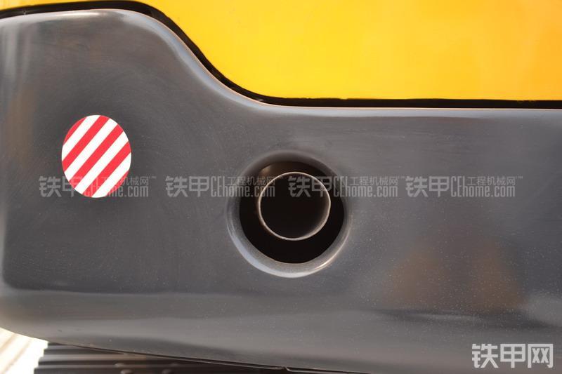 山重建机JCM906D挖掘机局部