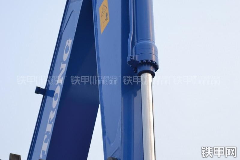 山重建机GC258LC-8挖掘机局部