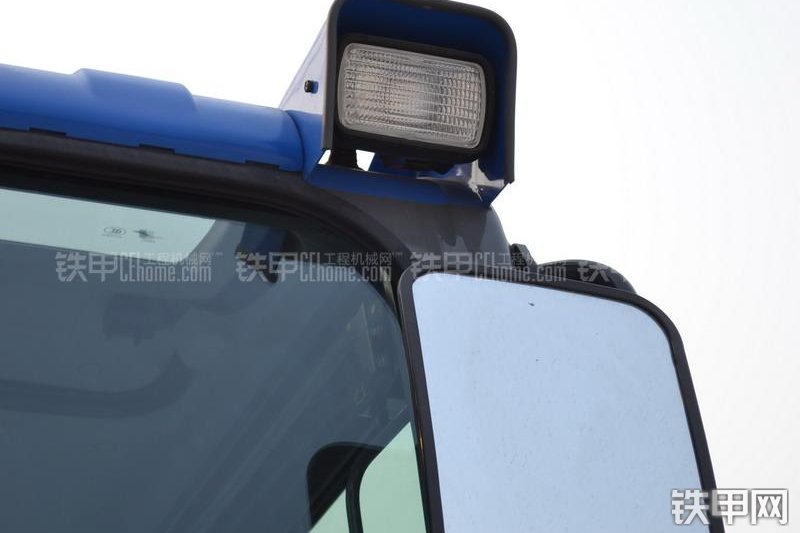 山重建机GC208-8挖掘机局部