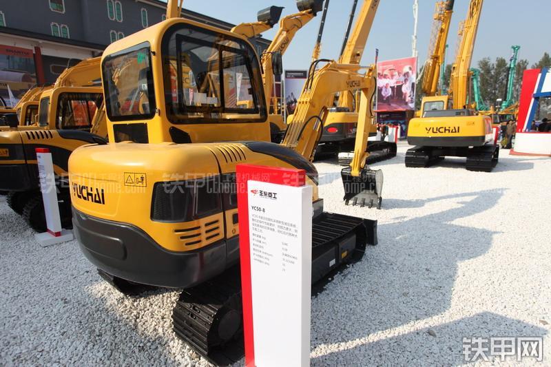 玉柴YC50-8挖掘机整机外观