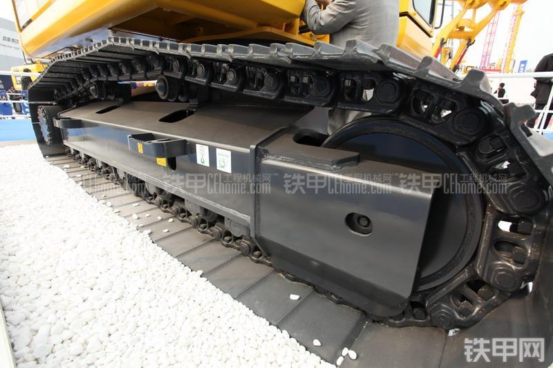 小松HB205-1挖掘机局部