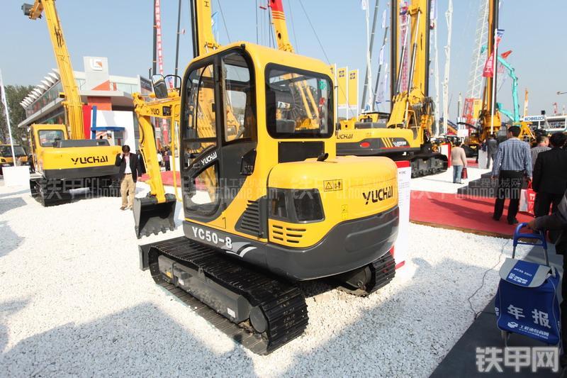 玉柴YC50-8挖掘机整机外观