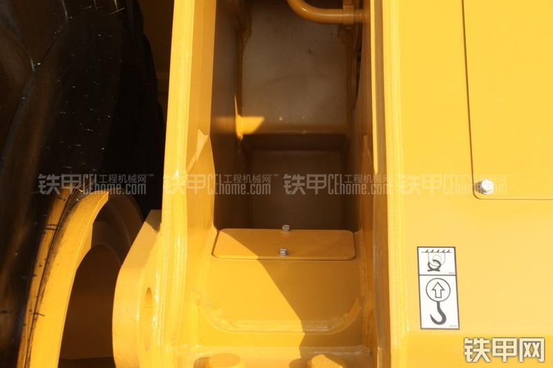 成工CG966H装载机整机外观