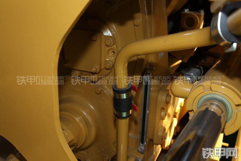 卡特彼勒980H装载机局部