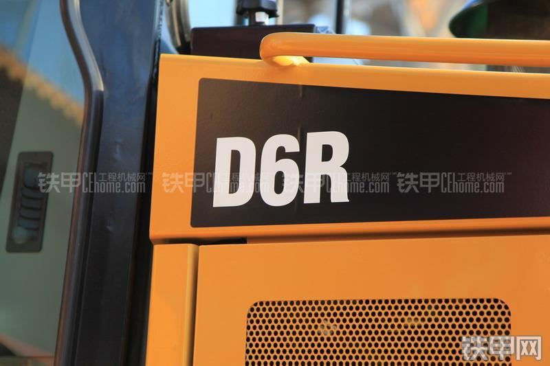 卡特彼勒D6R推土机整机外观