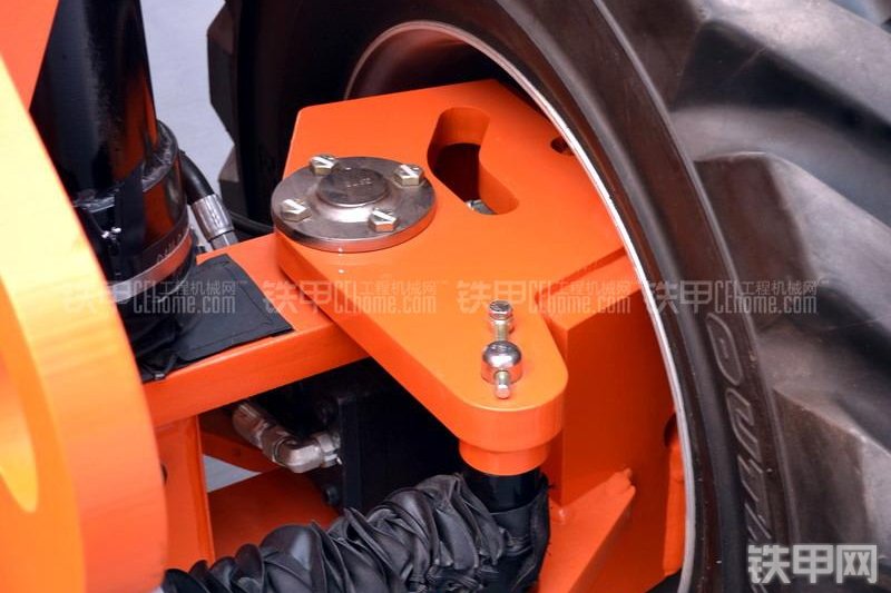 捷尔杰800AJ高空作业机械整机外观