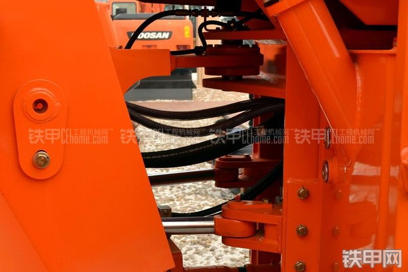 迪万伦DL505装载机整机外观