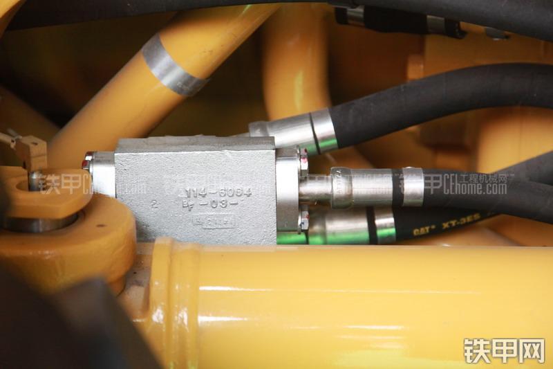 卡特彼勒980H装载机局部