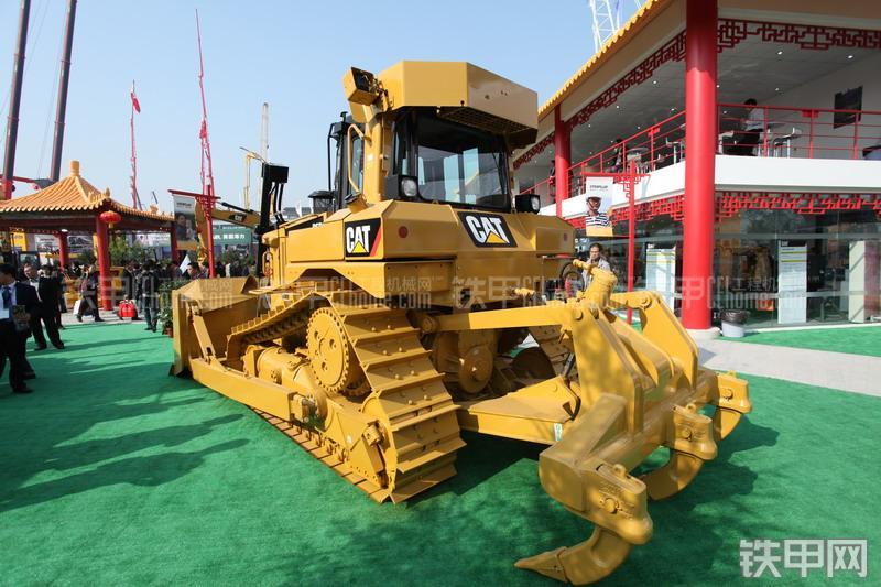 卡特彼勒D6R推土机整机外观