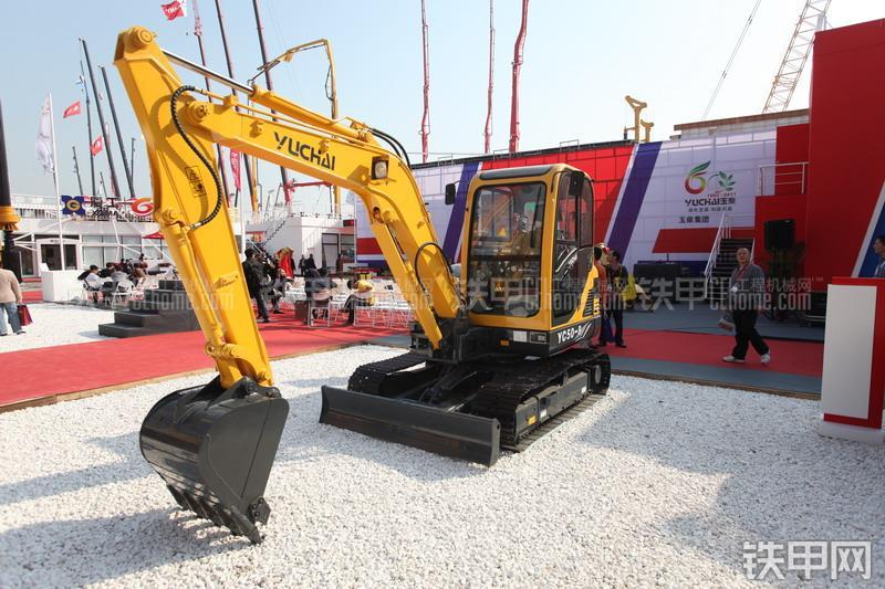 玉柴YC50-8挖掘机整机外观