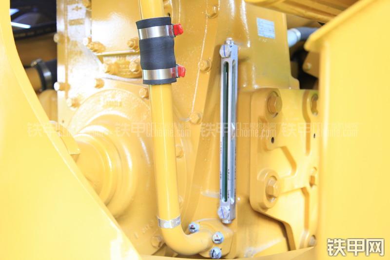 卡特彼勒980H装载机局部