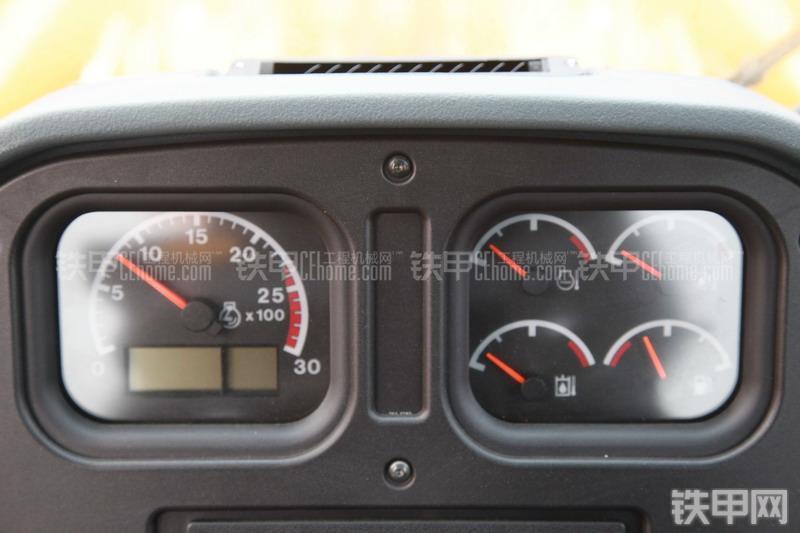 卡特彼勒980H装载机局部