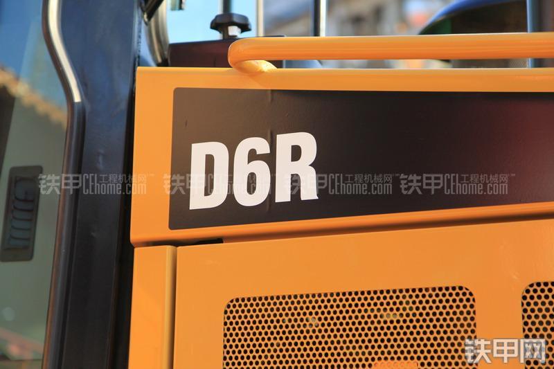 卡特彼勒D6R推土机整机外观
