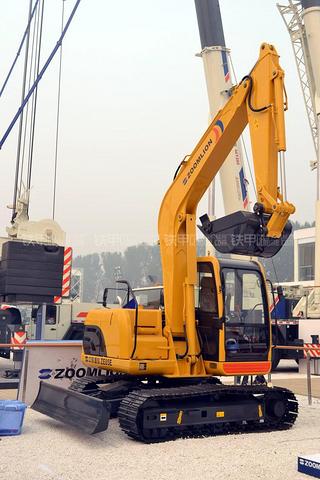 中联重科ZE85挖掘机整机外观