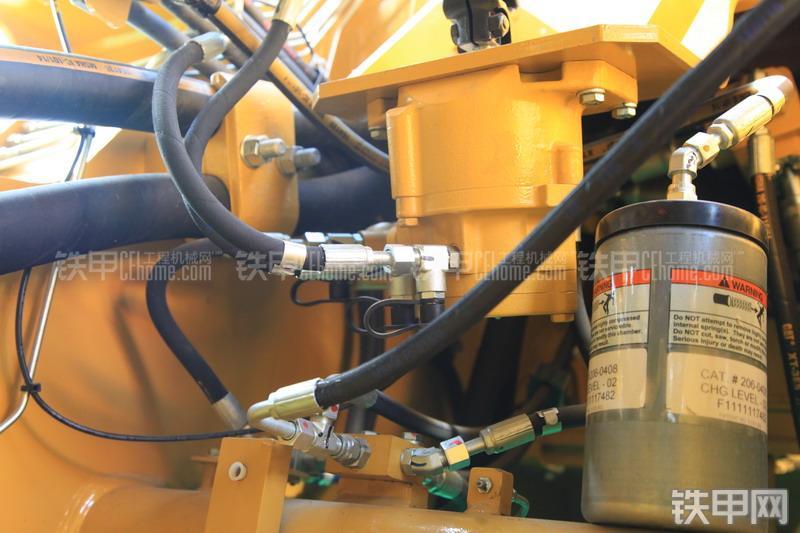 卡特彼勒980H装载机局部