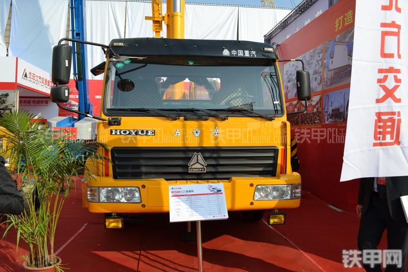 北方交通QY50U-豪岳起重机整机外观