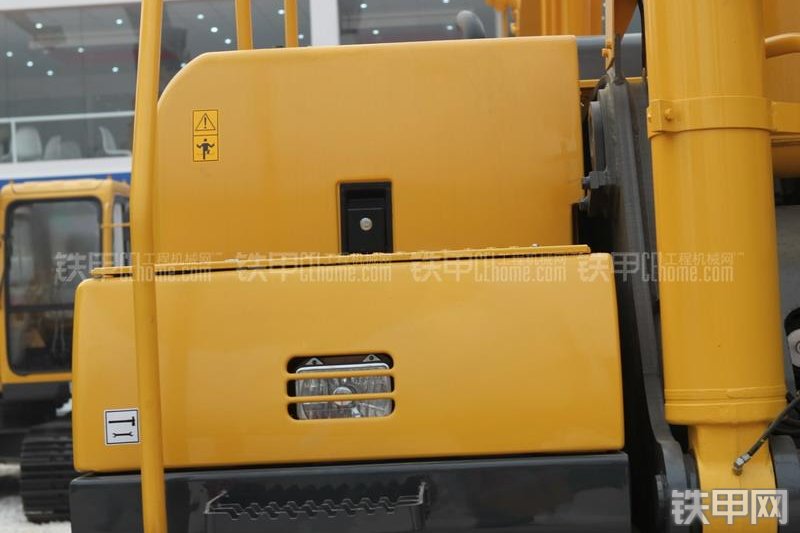 玉柴YC360DLC拆除机加长臂拆除臂局部