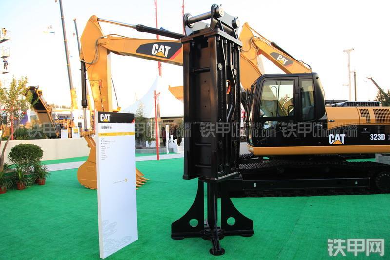 卡特彼勒B35破碎锤整机外观