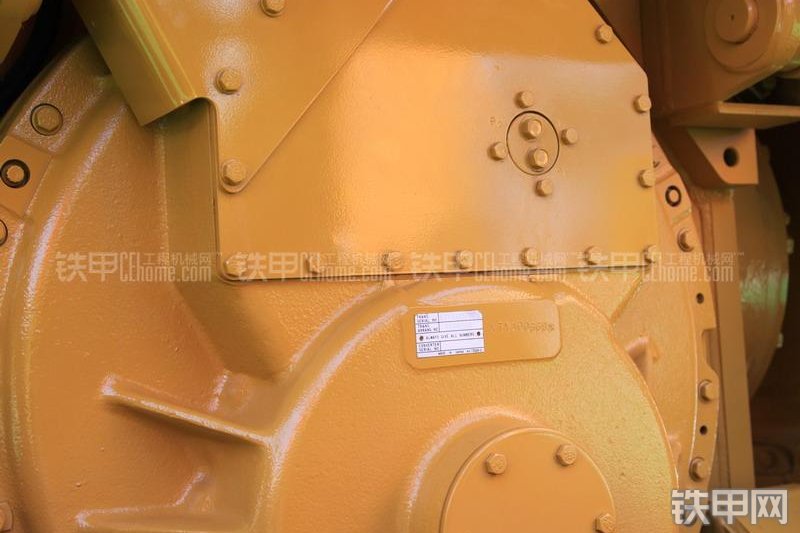 卡特彼勒D6R推土机整机外观