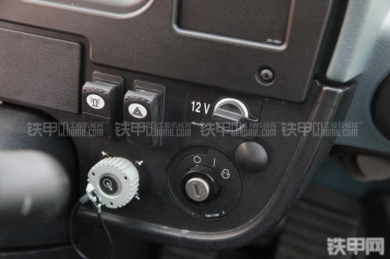 卡特彼勒980H装载机局部