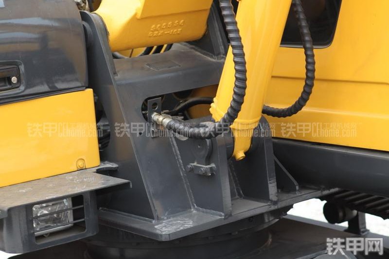 玉柴YC70-8挖掘机局部