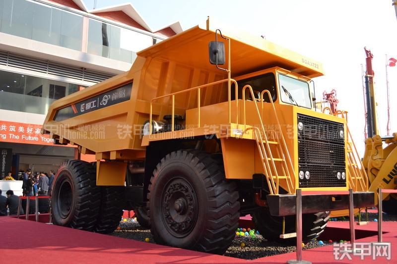 首钢重汽SGA3722非公路自卸车整机外观