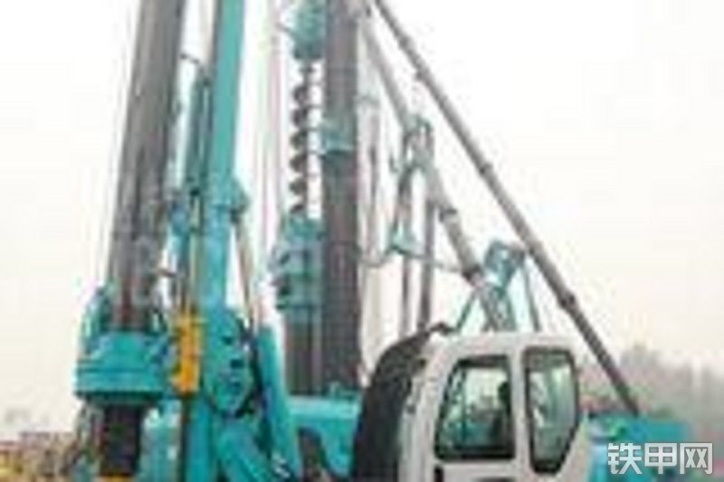 山河智能SWDM04多功能旋挖钻整机外观