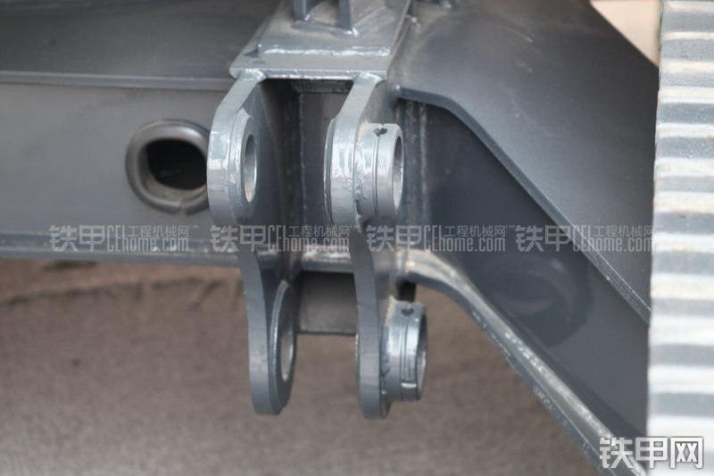 山河智能SWDM04多功能旋挖钻整机外观