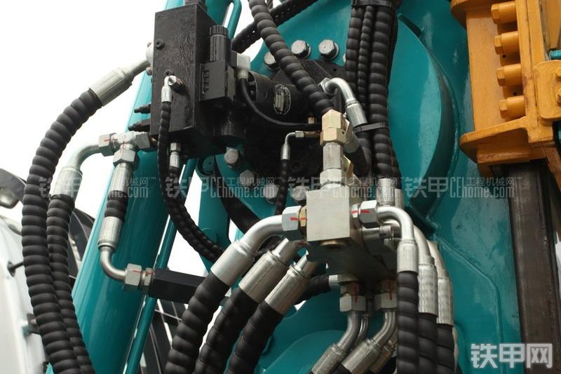 山河智能SWDM04多功能旋挖钻整机外观