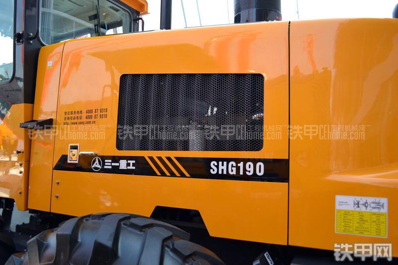 三一重工SHG190全液压平地机整机外观