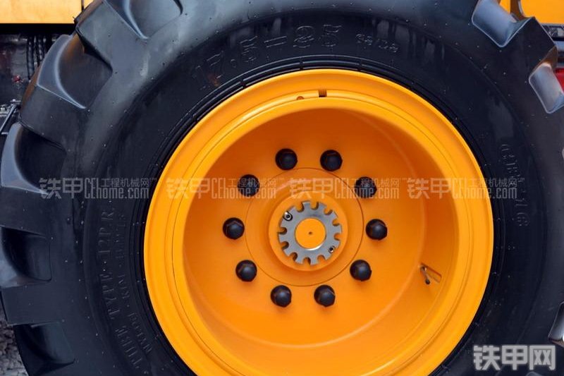 三一重工SHG190全液压平地机整机外观