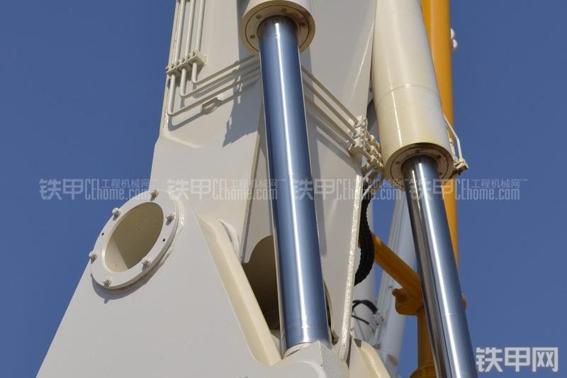 山推HJC5300THB-37沃尔沃泵车整机外观