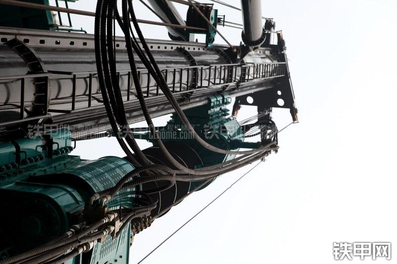 山河智能SWSD3618套管式长螺旋钻机整机外观