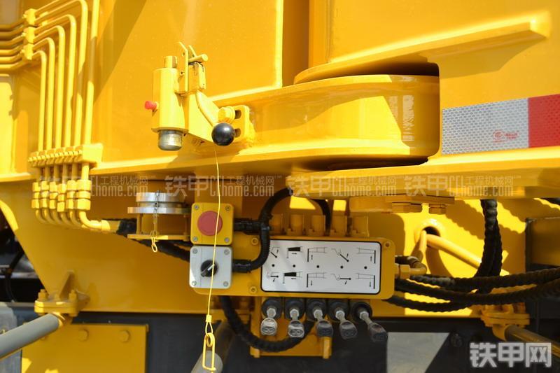 山推HJC5300THB-37沃尔沃泵车整机外观